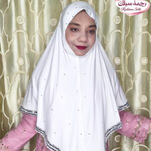 হোয়াইট স্টোন ওয়ার্ক রেডি হিজাব DSL32