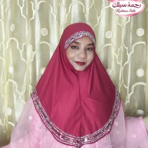 ম্যাজেন্টা বর্ডার স্টোন ওয়ার্ক রেডি হিজাব DSM25
