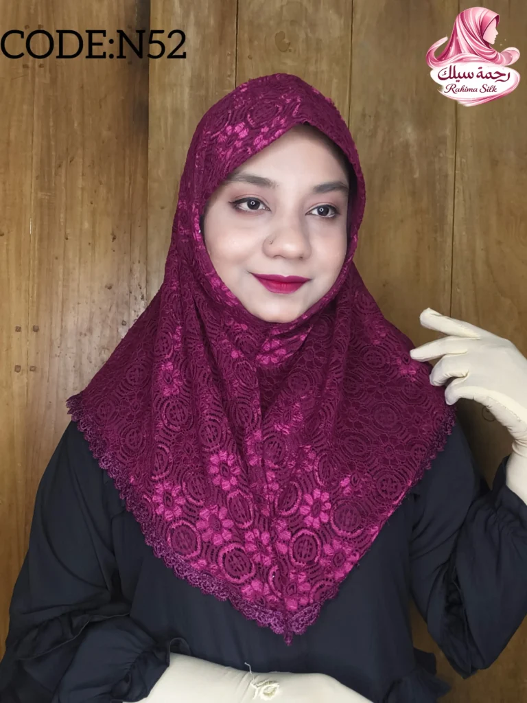 মেরুন শর্ট নেট রেডি হিজাব N52
