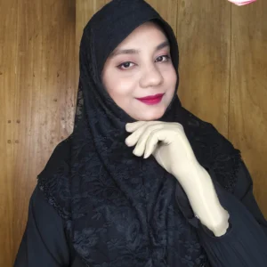 কালো শর্ট নেট রেডি হিজাব N57