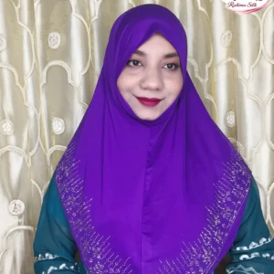 বেগুনী রেইনস্টোন ওয়ার্ক হিজাব SM17