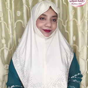 অফ হোয়াইট রেইনস্টোন ওয়ার্ক হিজাব SM29
