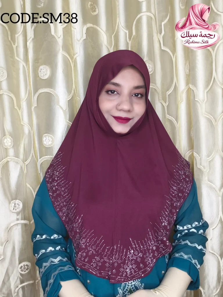 গাঢ় মেরুন রেইনস্টোন ওয়ার্ক হিজাব SM38